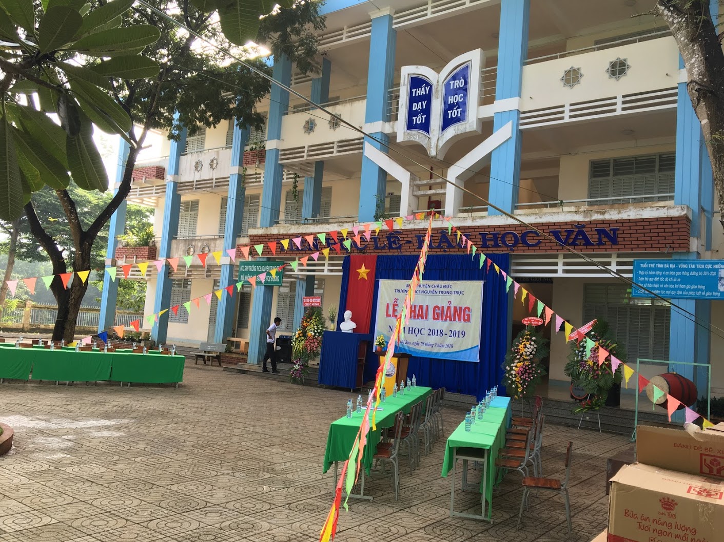 CMIT cùng em vui đến trường